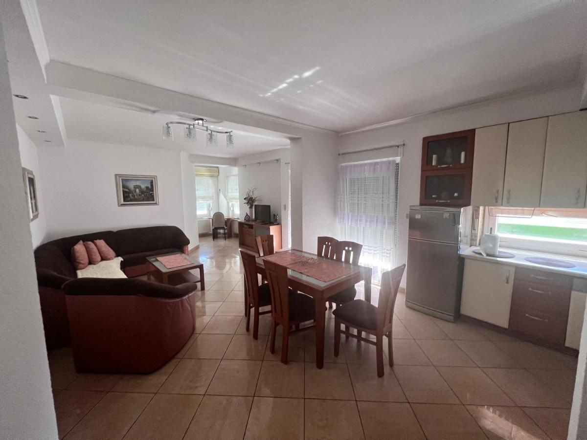 Apartman Ilic Apartment Metkovic Ngoại thất bức ảnh